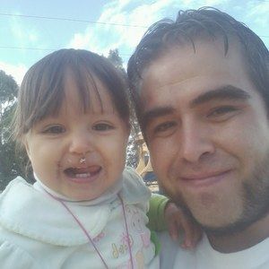 Meet your Posher, Christian ernesto